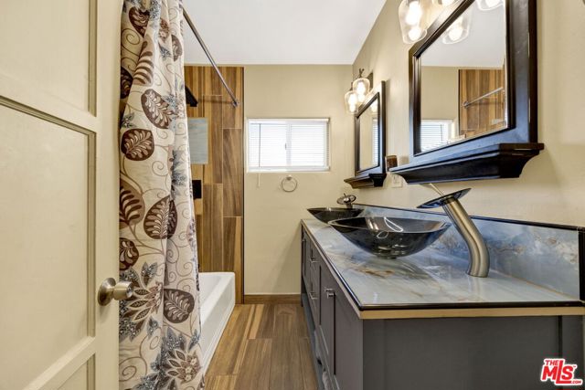 10133 Maple Street, Bellflower CA: https://media.crmls.org/mediaz/ecd4fb27-510b-4a06-8eb2-d2cb0341e74d.jpg