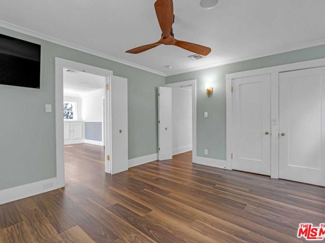 7024 De Longpre Avenue, Los Angeles CA: https://media.crmls.org/mediaz/ecd51494-61e2-4ad0-92be-324a0498bfe8.jpg
