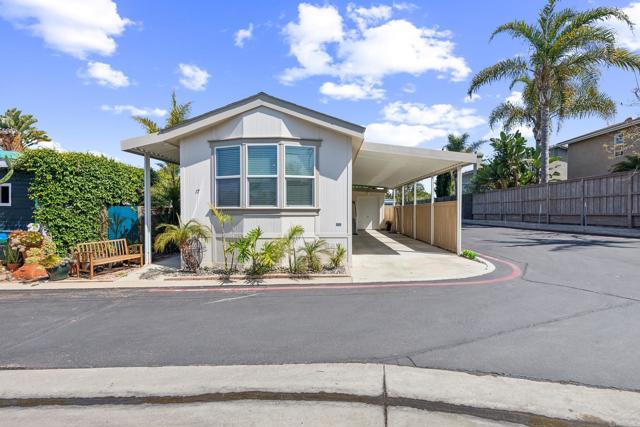 Detail Gallery Image 1 of 17 For 699 N Vulcan Ave Spc 17,  Encinitas,  CA 92024 - 1 Beds | 1 Baths