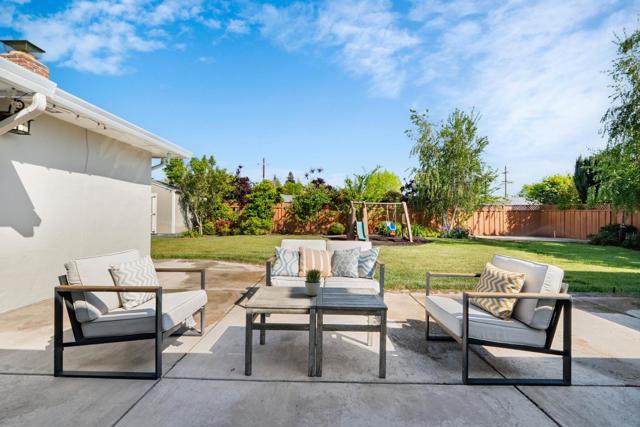 4118 Norris Road, Fremont CA: https://media.crmls.org/mediaz/ecd7115d-822a-4d28-a4a0-e6646104b6de.jpg