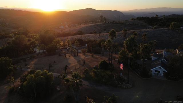 11270 San Luis Rey Dr, Valley Center CA: https://media.crmls.org/mediaz/ecd727d1-8777-43f9-a7c5-1d794ea9c2ba.jpg