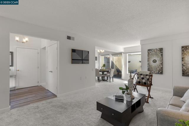 2017 Pine Knoll Dr, Walnut Creek CA: https://media.crmls.org/mediaz/ecd840c9-b848-4744-9ce0-ffe7e83dbe44.jpg