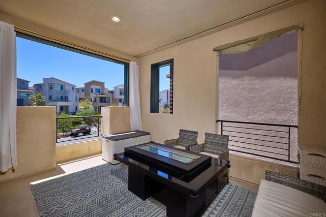 Detail Gallery Image 13 of 37 For 2019 Element Way, Chula Vista,  CA 91915 - 3 Beds | 3/1 Baths