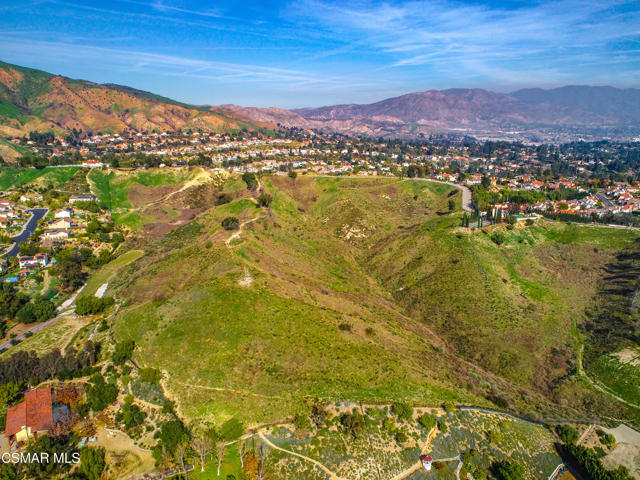 17900 Bull Canyon Road, Granada Hills CA: https://media.crmls.org/mediaz/ecd8e0f9-86d0-4a33-8e69-31fe86b310b7.jpg