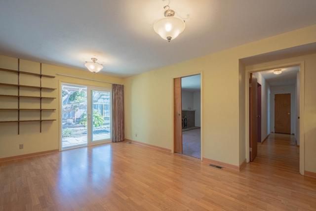 170 Del Mar Drive, Salinas CA: https://media.crmls.org/mediaz/ecd90cc0-36f3-45e8-9e93-b4b4b0af6cac.jpg