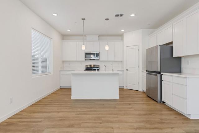 1631 Aleppo Lane, Sacramento CA: https://media.crmls.org/mediaz/ecd95d75-5591-461e-865a-cf74c095192b.jpg