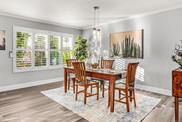 Detail Gallery Image 5 of 32 For 1670 Alta Vista Dr, Vista,  CA 92084 - 3 Beds | 2 Baths