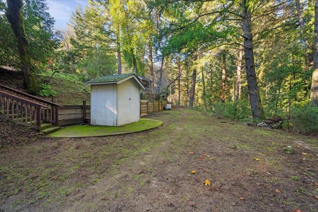 17710 Bear Creek Road, Boulder Creek CA: https://media.crmls.org/mediaz/ecdab2c5-fc17-4b83-85bd-782cf4644ade.jpg