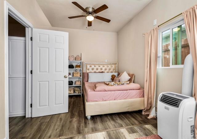 821 Maria Avenue, Spring Valley CA: https://media.crmls.org/mediaz/ecdae5d1-2562-477a-b077-883b8ac886ad.jpg