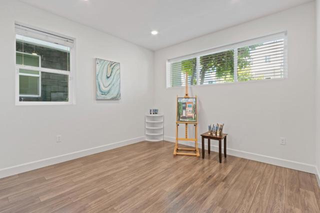 178 Llano De Los Robles Avenue, San Jose CA: https://media.crmls.org/mediaz/ecdb0fa0-f271-4a46-9902-21adea342938.jpg