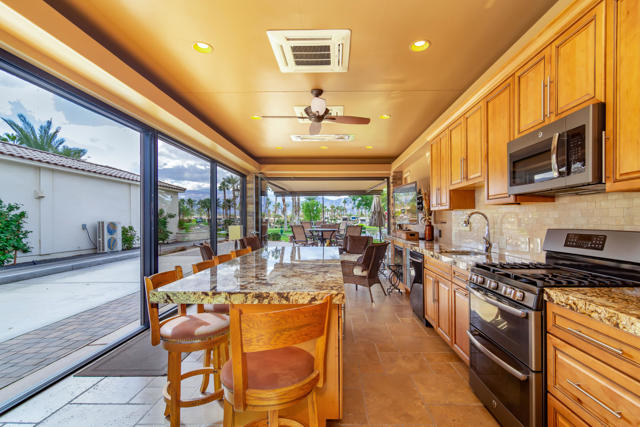 Image 19 of 27 For 80501 Avenue 48  141