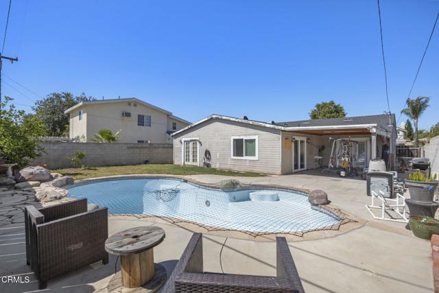 Detail Gallery Image 33 of 52 For 320 D St, Fillmore,  CA 93015 - 4 Beds | 2/1 Baths