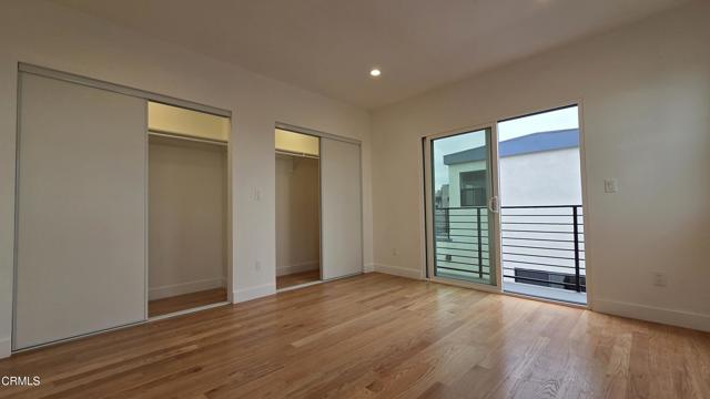 Detail Gallery Image 13 of 24 For 917 N Ridgewood Pl, Los Angeles,  CA 90038 - 3 Beds | 3 Baths