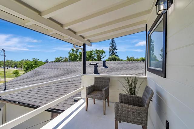 2698 Goodwin Avenue, Redwood City CA: https://media.crmls.org/mediaz/ecdeabbb-1996-4287-8063-b40f2b3b4092.jpg