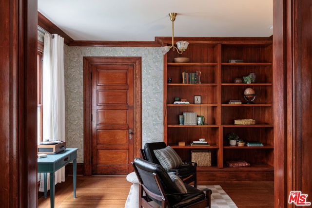 112 East Avenue 41 photo 7