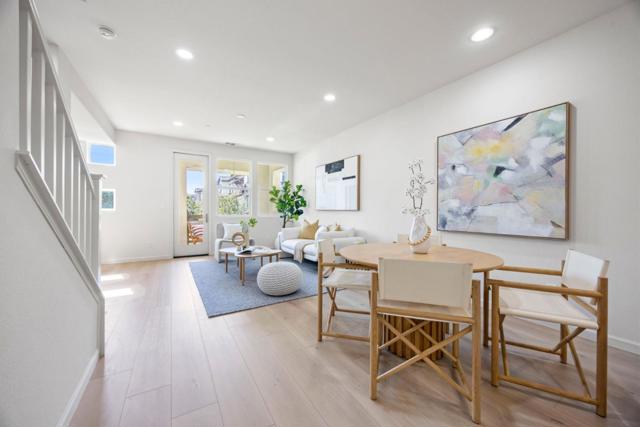 2109 Kiwi, San Jose CA: https://media.crmls.org/mediaz/ecdfbb4b-a49d-4acd-9a92-49defa67fe4b.jpg