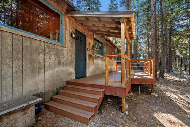 35425 Stonewall Drive, Shingletown CA: https://media.crmls.org/mediaz/ece010fb-5810-448d-b0bc-e1f11417ae58.jpg