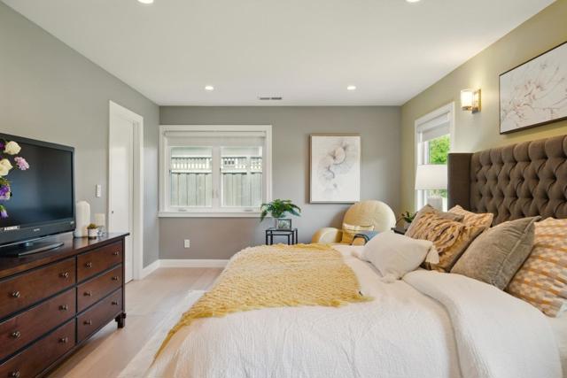 660 Giralda Drive, Los Altos CA: https://media.crmls.org/mediaz/ece1deb3-beba-4b3e-85d3-0bae1d6c81f3.jpg