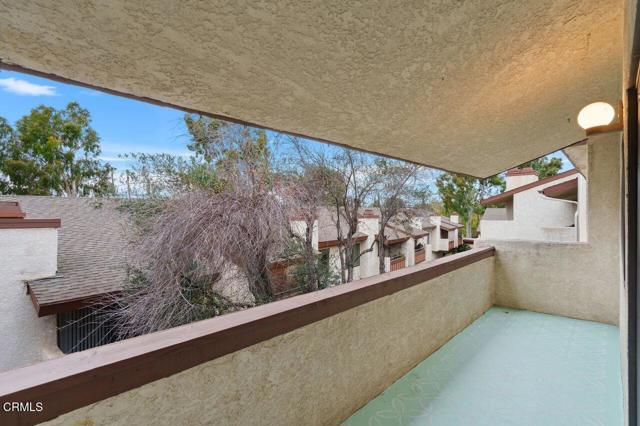 15155 Sherman Way, Van Nuys CA: https://media.crmls.org/mediaz/ece35bca-2de0-4132-ba96-f31f7eb8998d.jpg