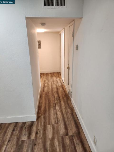 320 Maine Ave, Richmond CA: https://media.crmls.org/mediaz/ece4c9a1-68e1-4087-9b3d-cb09e0d9cfa0.jpg