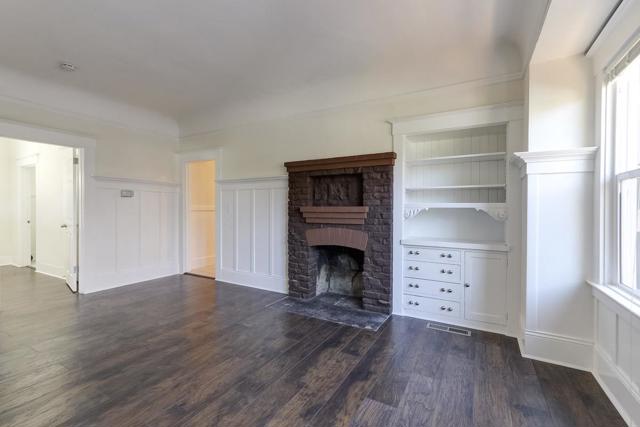 19 S Delaware Street, San Mateo CA: https://media.crmls.org/mediaz/ece505fe-4ee6-40ee-aa7b-e0d468766789.jpg