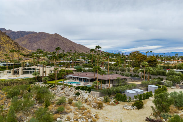 855 W Coronado Avenue, Palm Springs, CA 92262