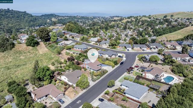 3608 VICTOR ST., Pinole CA: https://media.crmls.org/mediaz/ece59499-28bc-4116-bc85-ed23fd76093e.jpg