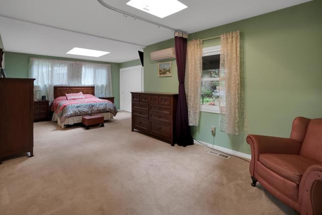 150 Evergreen Road, Boulder Creek CA: https://media.crmls.org/mediaz/ece6293e-c9a5-40ee-8a12-5f8d4e73e03a.jpg