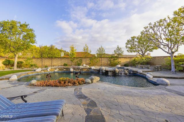5580 Bromely Drive, Oak Park CA: https://media.crmls.org/mediaz/ece6b9b8-0f6c-4d7f-9aef-2980cb7040f4.jpg