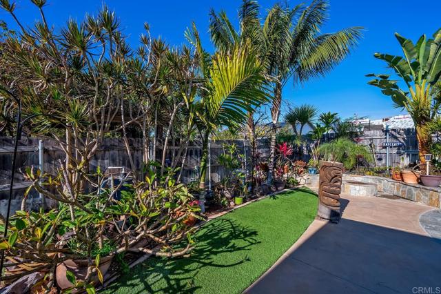 2722 Penkea Drive, Oceanside CA: https://media.crmls.org/mediaz/ece6ef68-1512-4ea5-a71e-3efb2f9bc72e.jpg