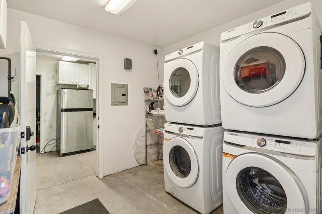 4851 Narragansett Ave, San Diego CA: https://media.crmls.org/mediaz/ece754a2-6bc6-4764-928e-1e4fe04ccb4a.jpg