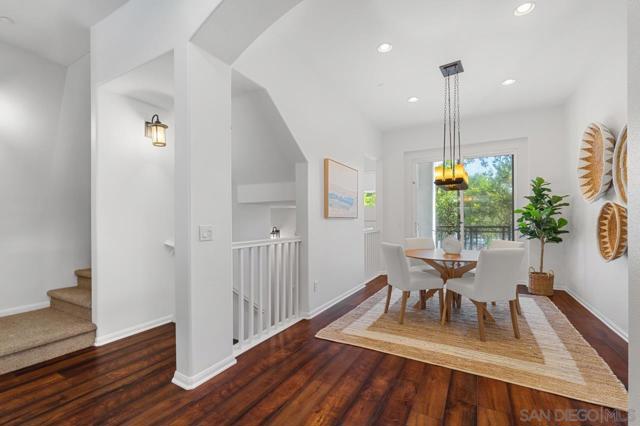 4880 Paramount Dr, San Diego CA: https://media.crmls.org/mediaz/ece768b1-256d-443c-8c6e-7c3de8c1111f.jpg