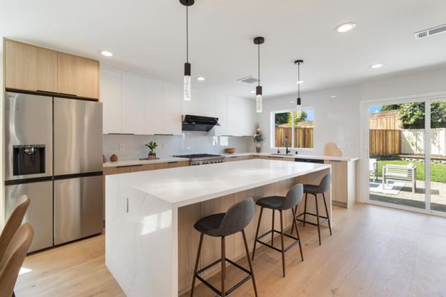 31301 San Andreas Drive, Union City CA: https://media.crmls.org/mediaz/ece89ff5-3511-4d13-8da4-4e853aceecdd.jpg