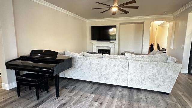 Detail Gallery Image 17 of 45 For 394 Plaza Toluca, Chula Vista,  CA 91914 - 5 Beds | 3/1 Baths