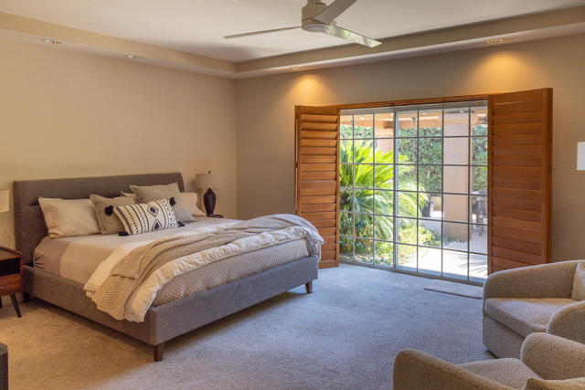 Image 8 of 21 For 36990 Palm Court
