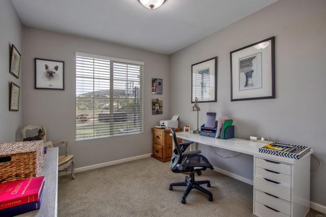 Detail Gallery Image 13 of 36 For 7146 Sitio Destino, Carlsbad,  CA 92009 - 4 Beds | 3 Baths