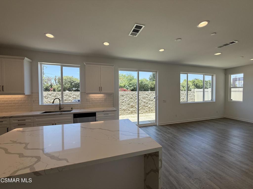 MLS #226003051 image #6