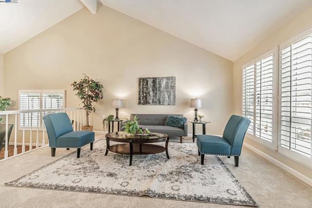 38957 Altura Street, Fremont CA: https://media.crmls.org/mediaz/eceabe41-b0f2-43e0-9a38-0c8720968d5c.jpg