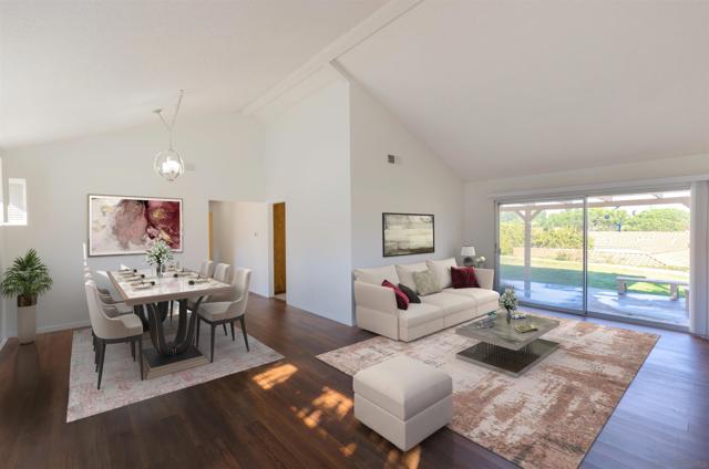 17476 Plaza Cerado, San Diego CA: https://media.crmls.org/mediaz/eceb621a-545e-430d-b292-35788e62e962.jpg