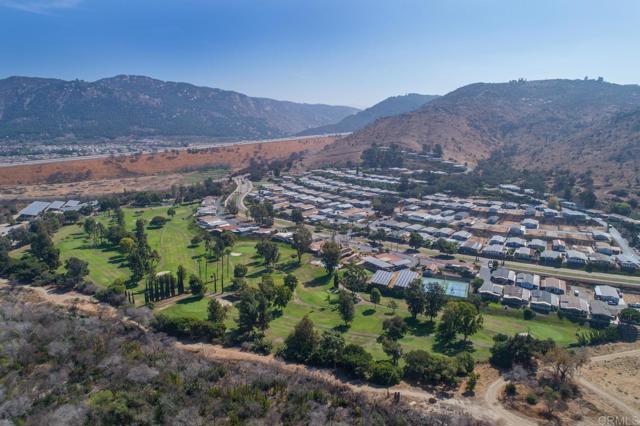 Detail Gallery Image 2 of 4 For 4650 Dulin #208,  Fallbrook,  CA 92028 - 2 Beds | 2 Baths