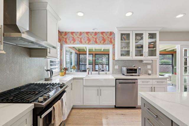 Detail Gallery Image 17 of 51 For 1767 Woodbine Pl, Oceanside,  CA 92054 - 3 Beds | 2 Baths