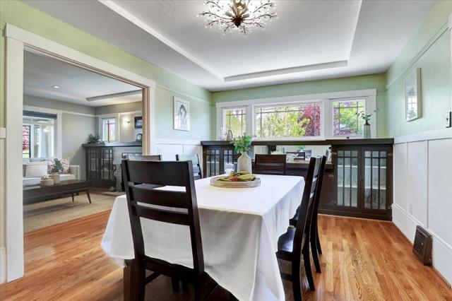 355 S 17th Street, San Jose CA: https://media.crmls.org/mediaz/ececaf2e-12c1-4fec-a8b5-34e4bce3e72a.jpg