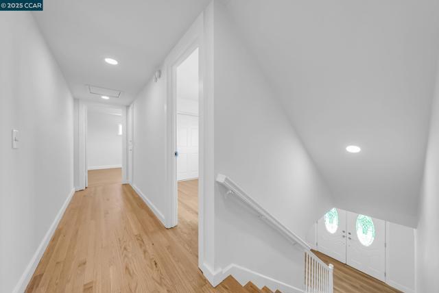 37643 Crocus Ct, Newark CA: https://media.crmls.org/mediaz/ececca50-0e99-4a7e-afe6-6825b687e5d8.jpg