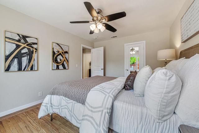 1359 Madera Avenue, Menlo Park CA: https://media.crmls.org/mediaz/ececd3dc-e67a-46cf-a0a8-fb99cf2a99c7.jpg