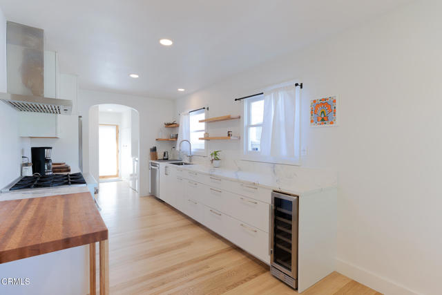 Detail Gallery Image 11 of 24 For 309 Agnus Dr, Ventura,  CA 93003 - 3 Beds | 2 Baths