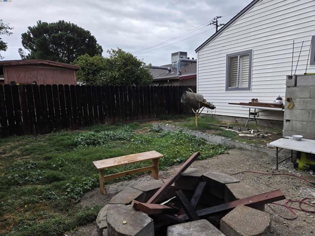 535 W Carlton Way, Tracy CA: https://media.crmls.org/mediaz/eced1430-5c42-490f-ac56-7d0e863d868a.jpg