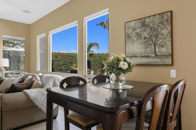 79640 Citrus, La Quinta CA: https://media.crmls.org/mediaz/ecee7fe9-4ab2-40cf-8c91-4d60ecba791a.jpg