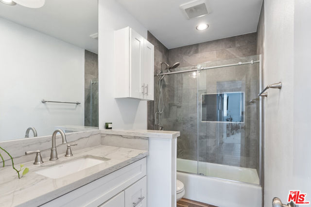 Drew Fenton | 2385 Roscomare Road Los Angeles CA | MLS: 7589042 Drew Fenton | 2385 Roscomare Road Los Angeles CA | MLS: 7589042