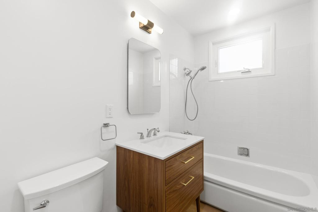 8851 Geraldine Ave - photo 17