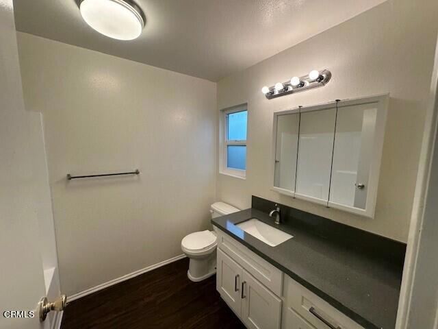 Detail Gallery Image 5 of 28 For 10560 Sherman Grove Ave #10,  Sunland,  CA 91040 - 1 Beds | 1 Baths